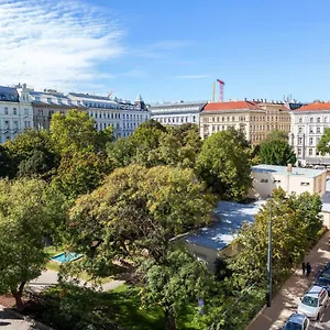 Rudolfsplatz Apartamento